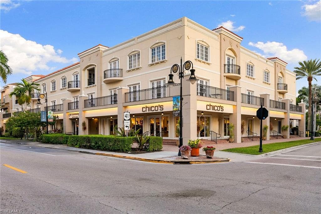 600 5th AVE S A-211 NAPLES, FL 34102