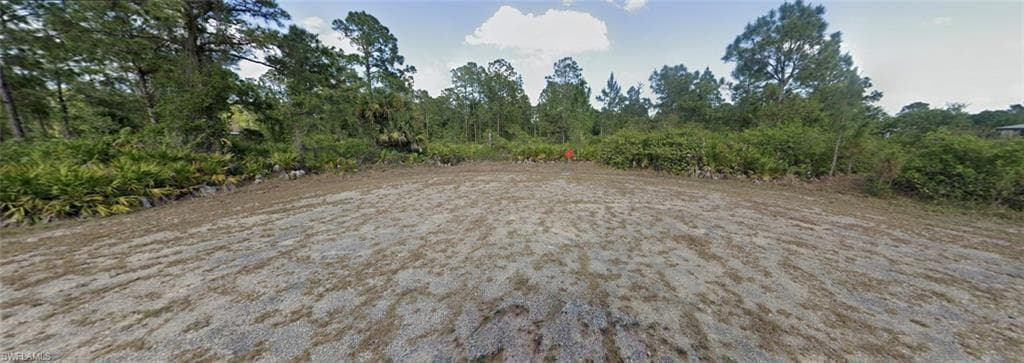 927 Alice CT LEHIGH ACRES, FL 33974
