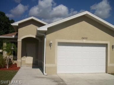 13832 1st ST FORT MYERS, FL 33905