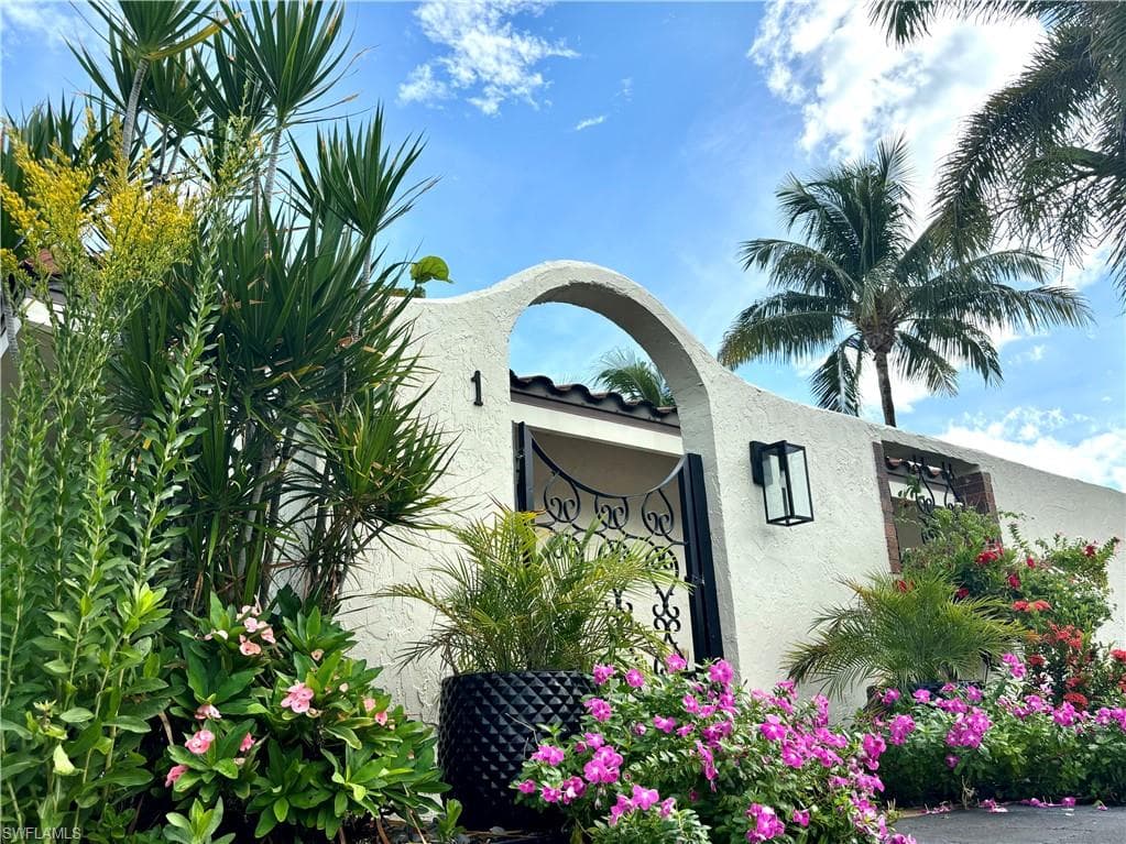 1455 Curlew AVE 1 NAPLES, FL 34102