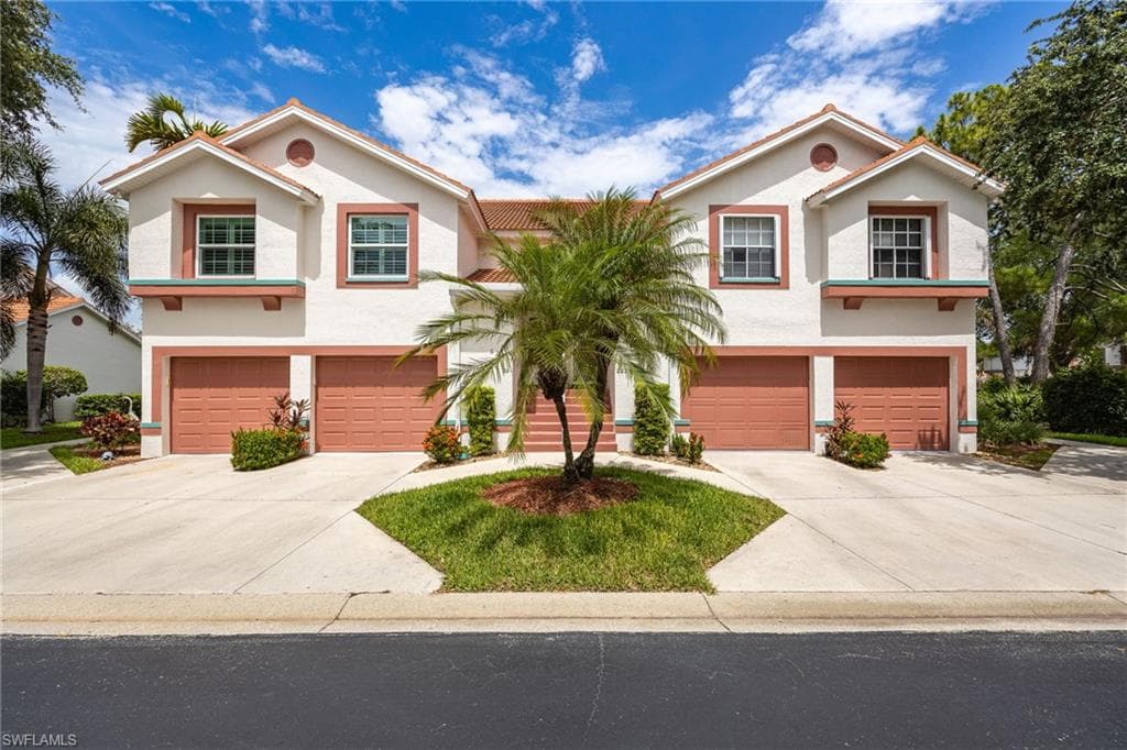 624 Windsor SQ 201 NAPLES, FL 34104