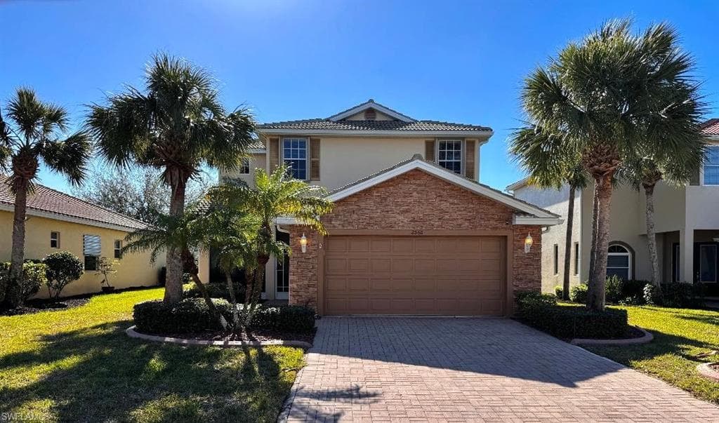 2560 Keystone Lake DR CAPE CORAL, FL 33909