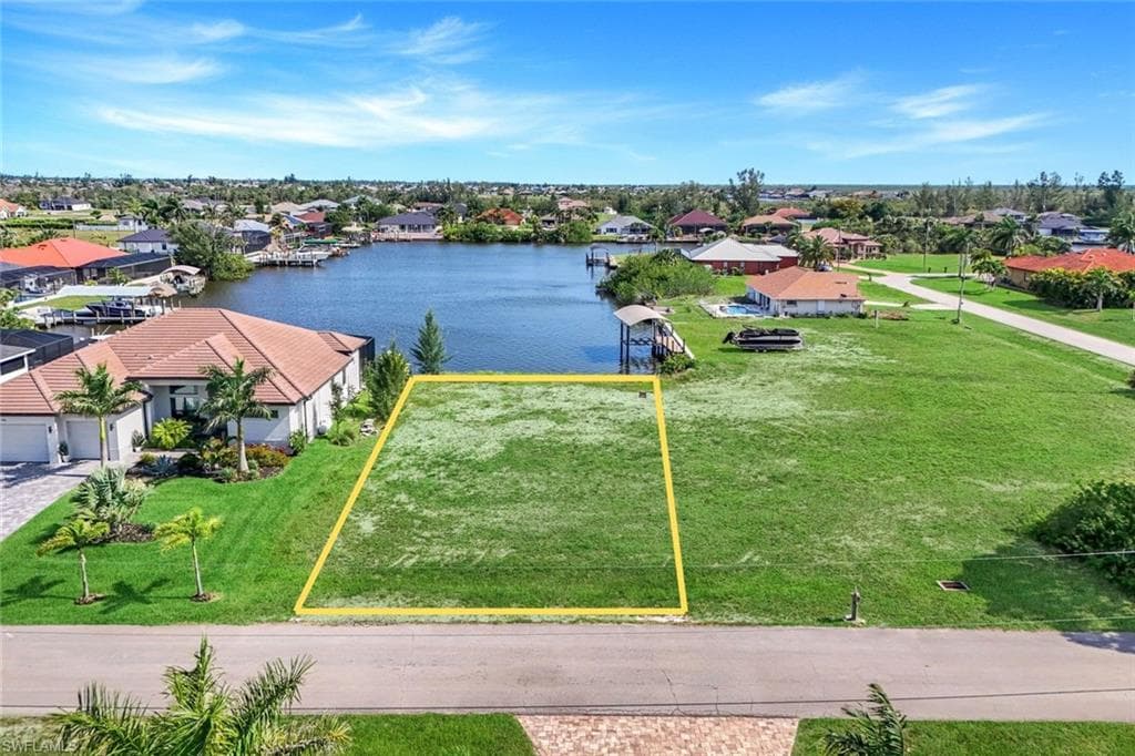 4204 NW 22nd ST CAPE CORAL, FL 33993