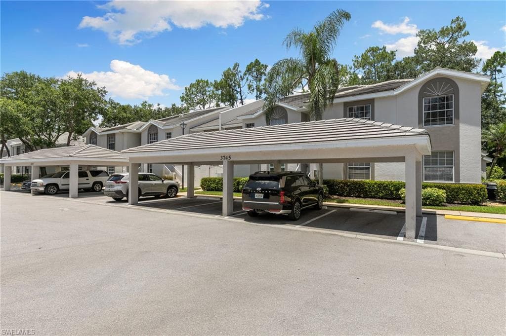 3745 Fieldstone BLVD 1102 NAPLES, FL 34109
