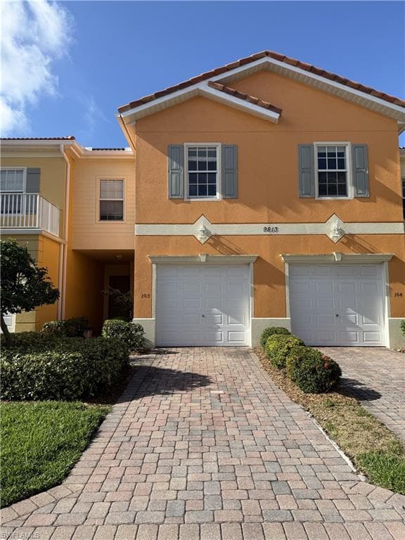 9813 Quinta Artesa WAY 103 FORT MYERS, FL 33908