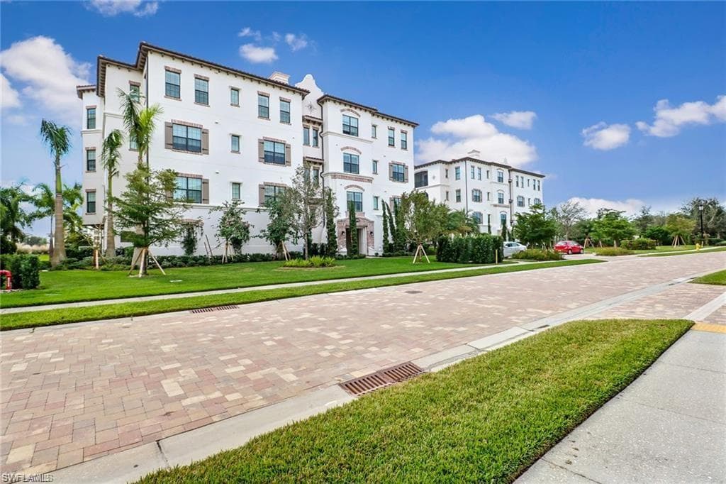 16422 Carrara WAY 102 NAPLES, FL 34110