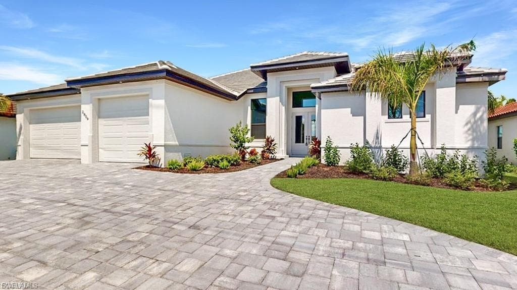 2809 Cape Coral PKWY W CAPE CORAL, FL 33914