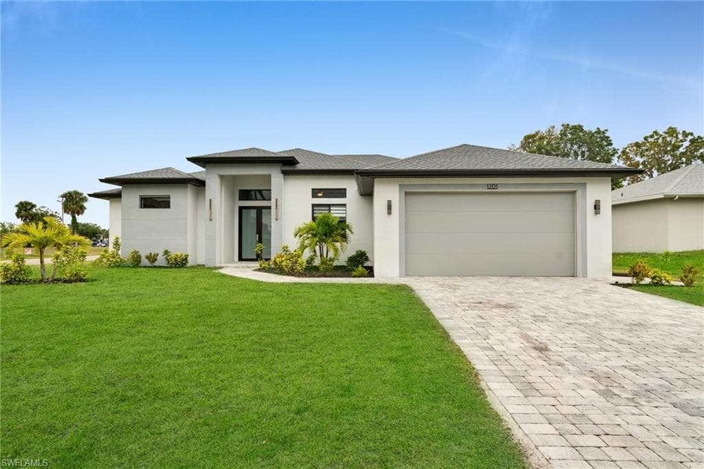 1201 SW 8th PL CAPE CORAL, FL 33991