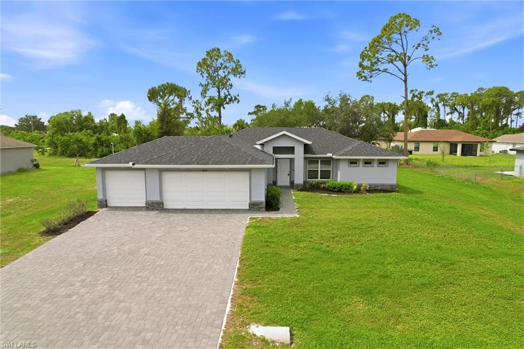 1024 NE 33rd LN CAPE CORAL, FL 33909