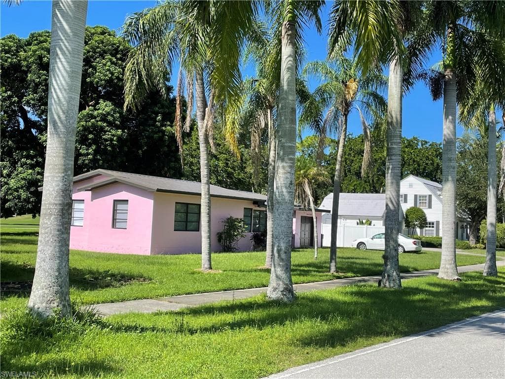 1442 Olmeda WAY FORT MYERS, FL 33901