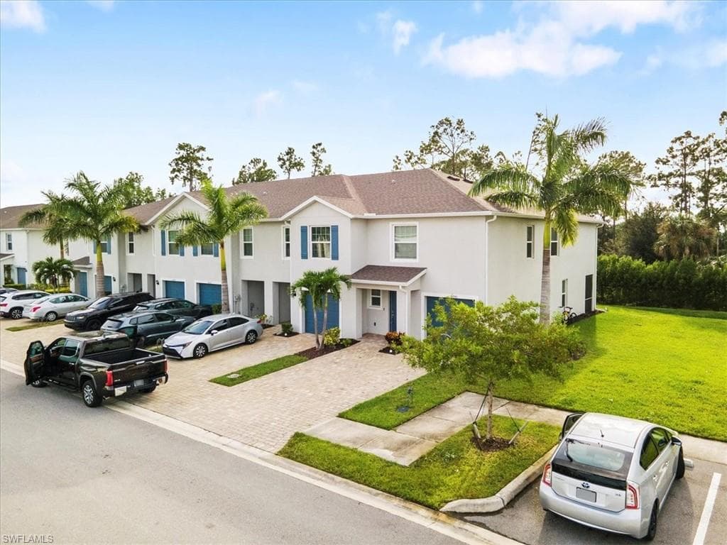 15245 Wildflower CIR NAPLES, FL 34119