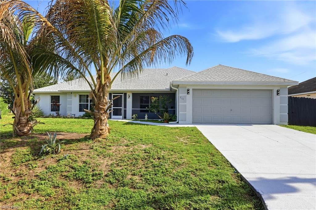711 Long Island ST E LEHIGH ACRES, FL 33974