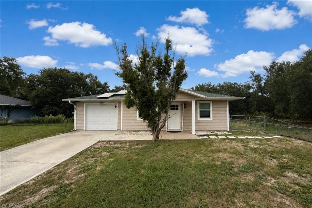 2510 66th ST W LEHIGH ACRES, FL 33971