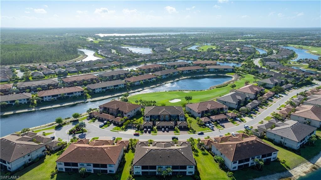 9386 Pocida CT 104 NAPLES, FL 34119
