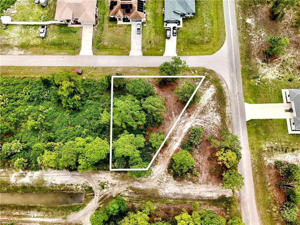 721 Pinecastle DR LEHIGH ACRES, FL 33974