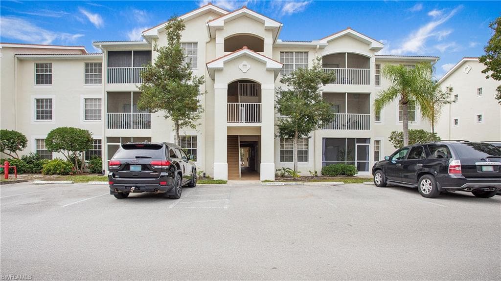 4655 Saint Croix LN 1427 NAPLES, FL 34109