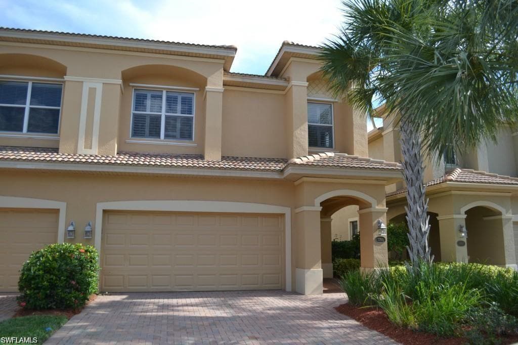 20561 Larino LOOP ESTERO, FL 33928