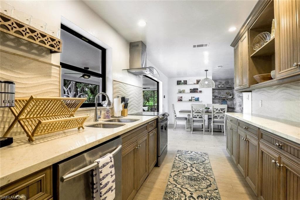 387 Heathwood DR MARCO ISLAND, FL 34145
