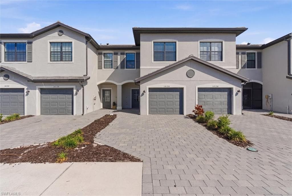 14128 Pine Lodge LN FORT MYERS, FL 33913