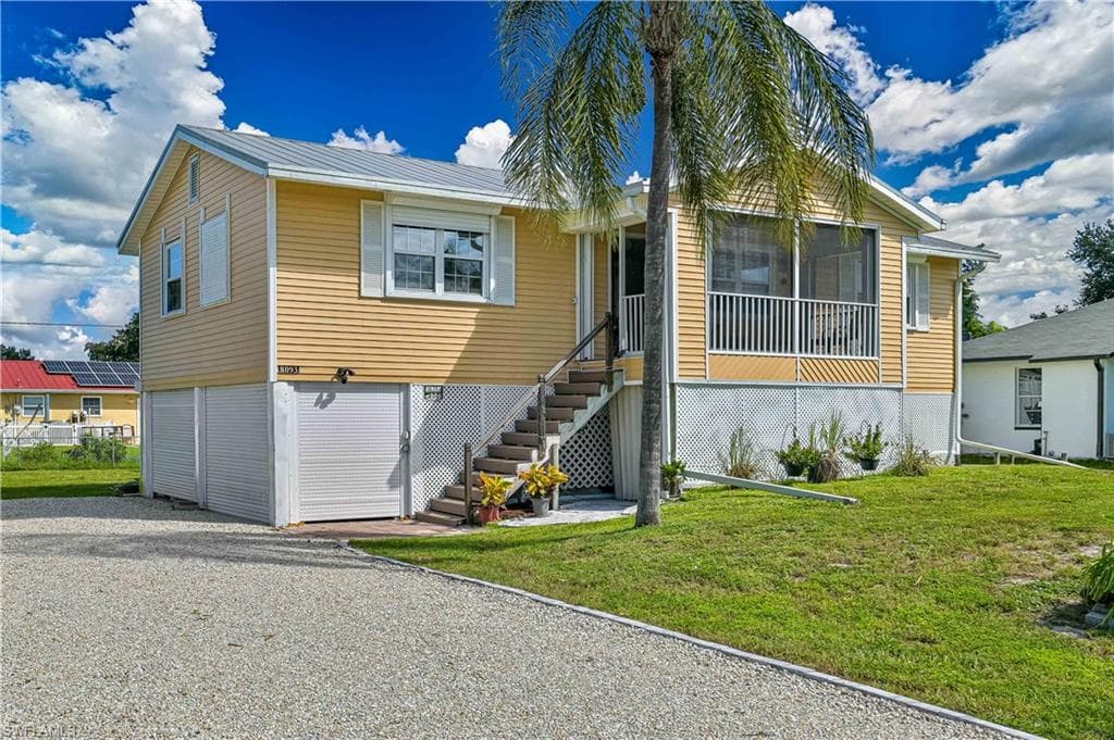 8093 Anhinga RD FORT MYERS, FL 33967