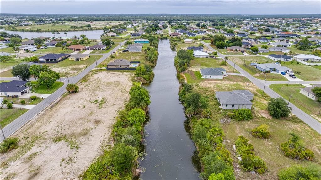 1805 NE 13th AVE CAPE CORAL, FL 33909