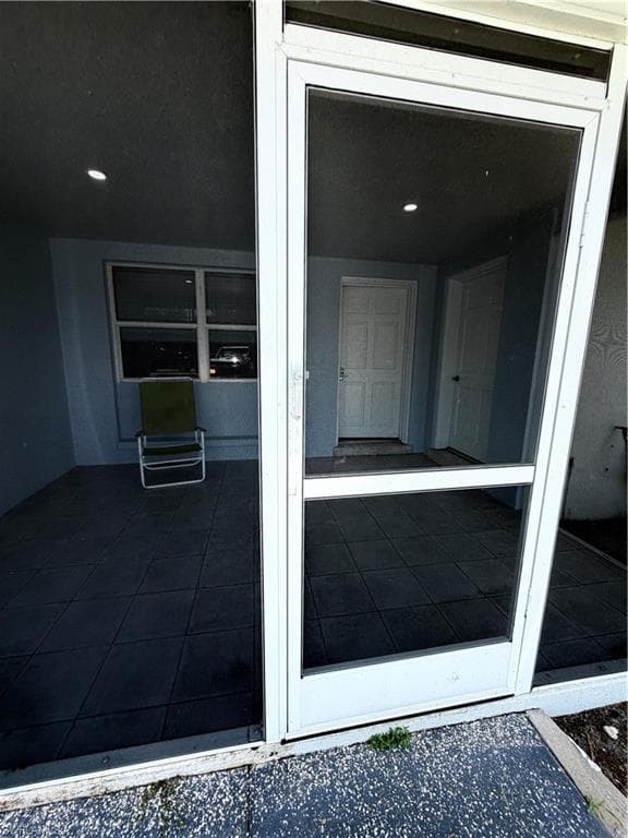4375 Golden Gate PKWY NAPLES, FL 34116