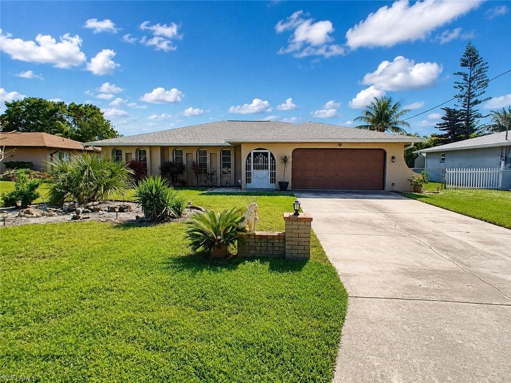 1326 SE 23rd TER CAPE CORAL, FL 33990