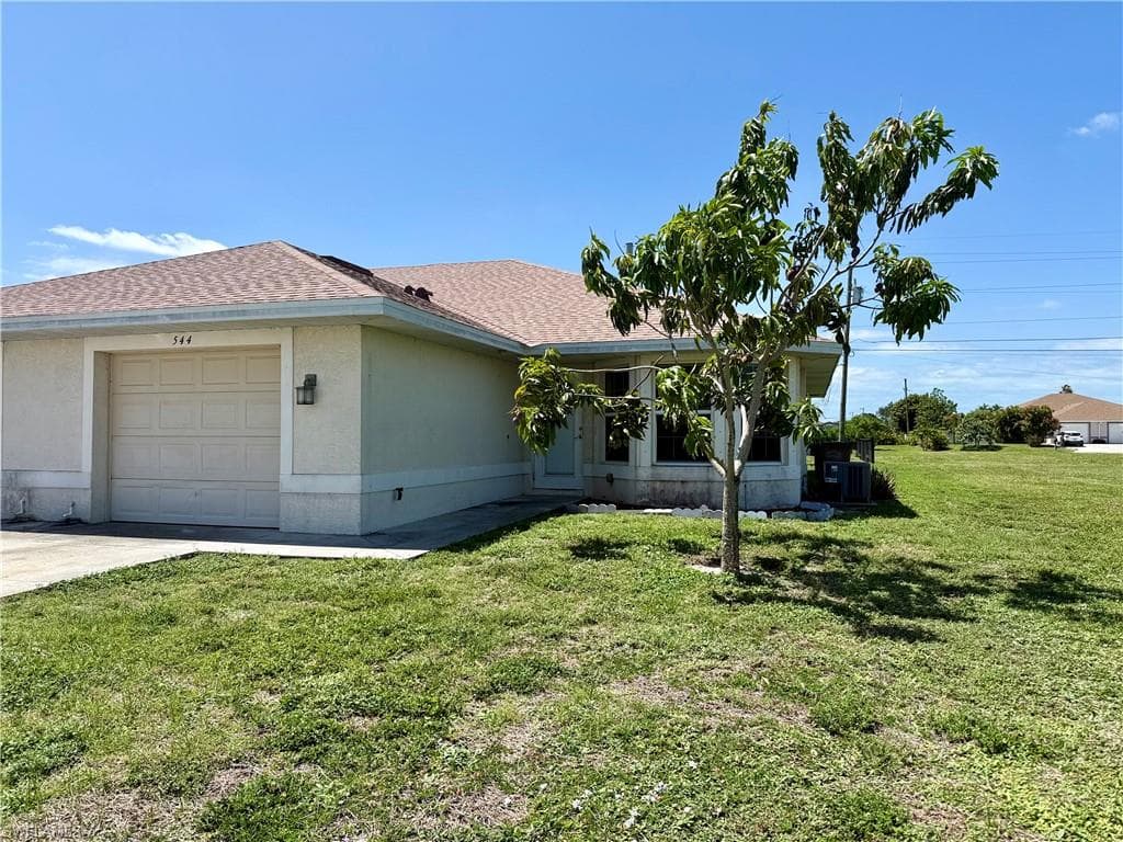 544 SE 7th ST CAPE CORAL, FL 33990