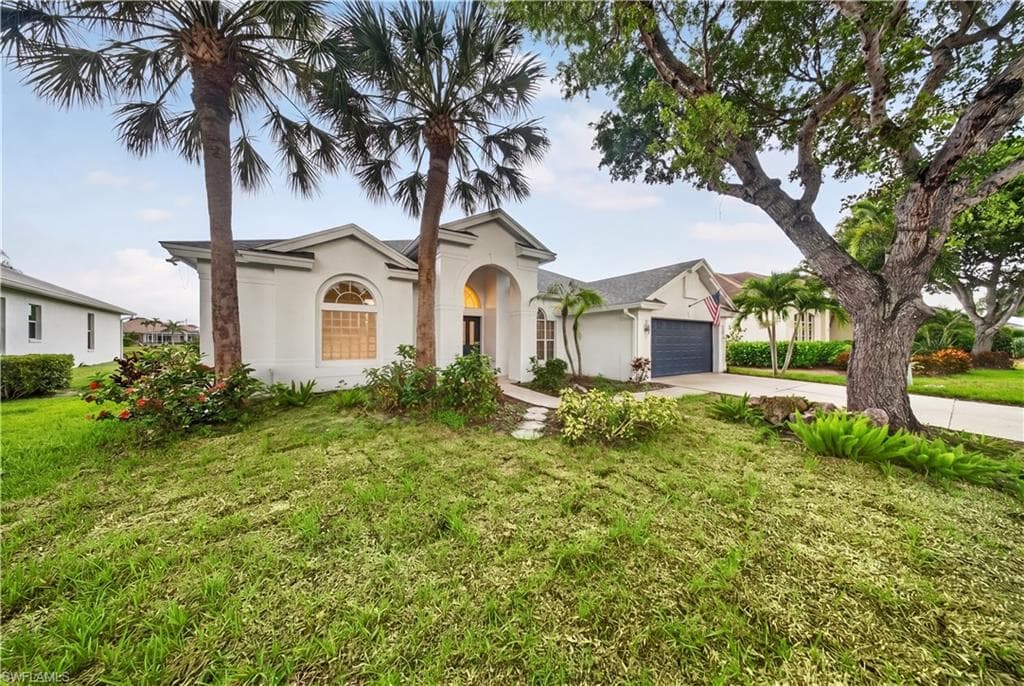 2628 White Cedar LN NAPLES, FL 34109