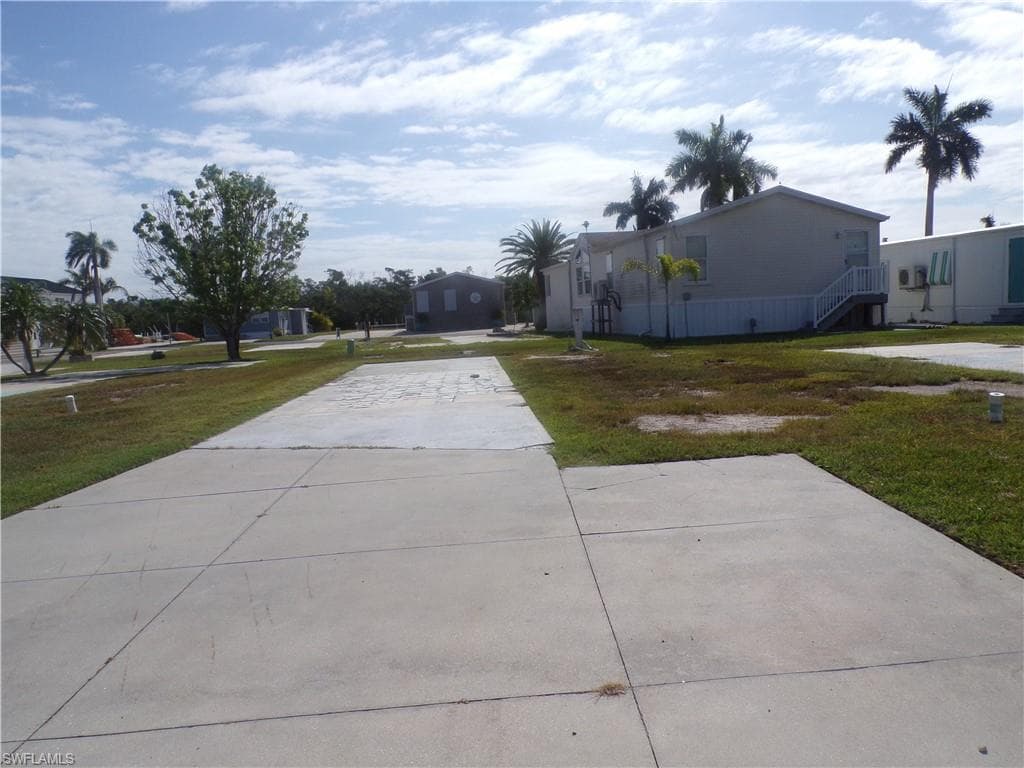 128 Cortez WAY FORT MYERS BEACH, FL 33931