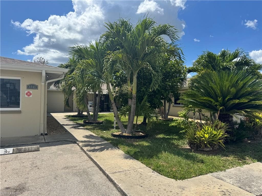 4808 Lucaya DR 3 CAPE CORAL, FL 33904