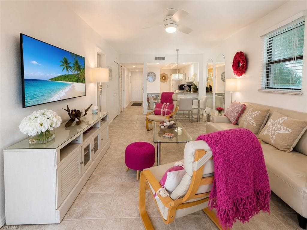 600 Neapolitan WAY 449 NAPLES, FL 34103