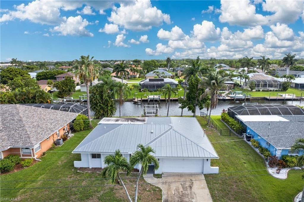 2031 SE 25th LN CAPE CORAL, FL 33904