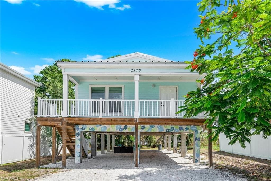 2375 Bahia Vista ST SARASOTA, FL 34239