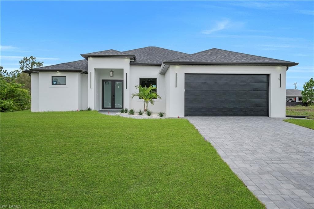 846 Charles Sise ST E LEHIGH ACRES, FL 33974