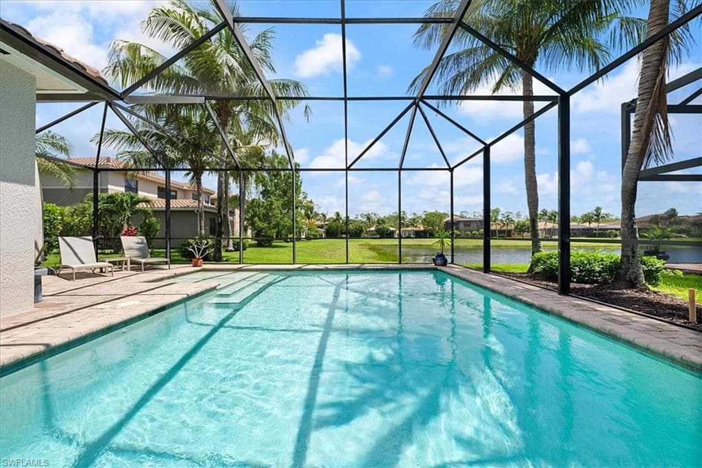 3264 Pacific DR NAPLES, FL 34119