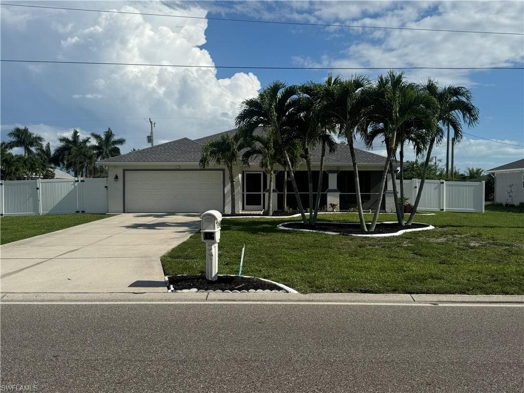 1626 Four Mile Cove PKWY CAPE CORAL, FL 33990