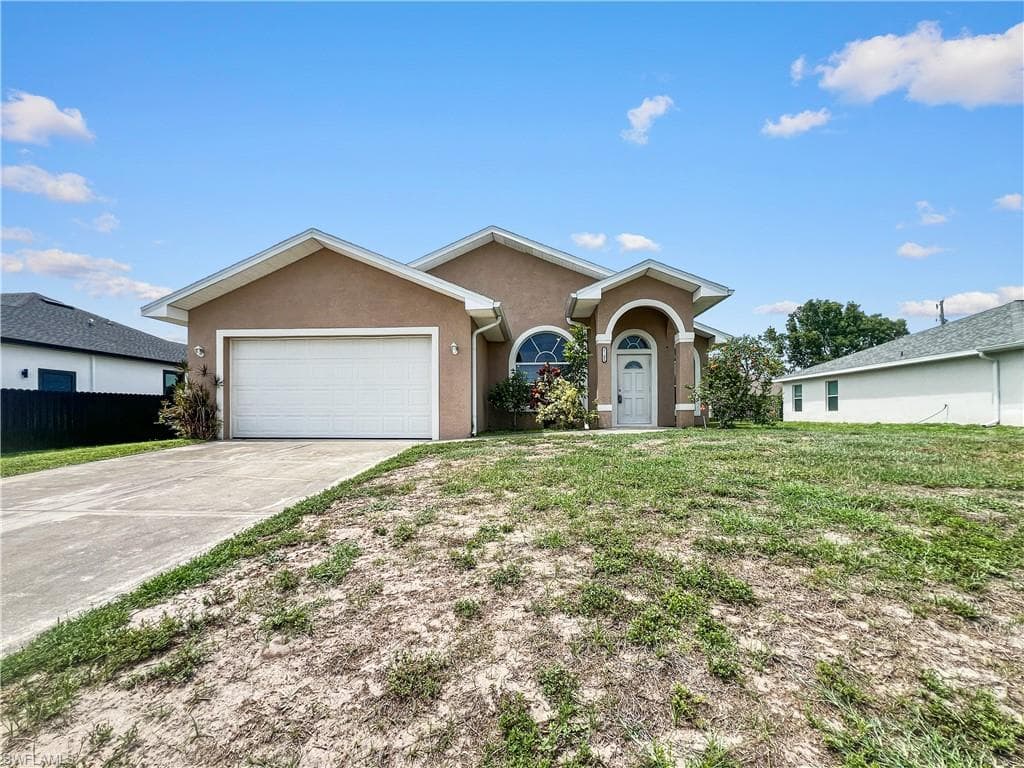 2105 NE 15th TER CAPE CORAL, FL 33909