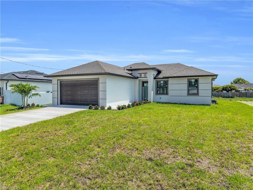 1032 Cavanagh AVE LEHIGH ACRES, FL 33971