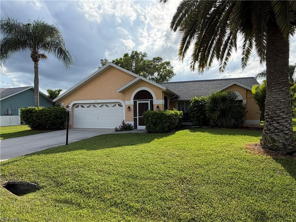 546 Whispering Wind BEND LEHIGH ACRES, FL 33974