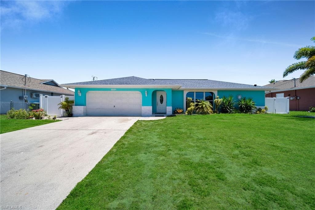3221 SW 11TH PL CAPE CORAL, FL 33914