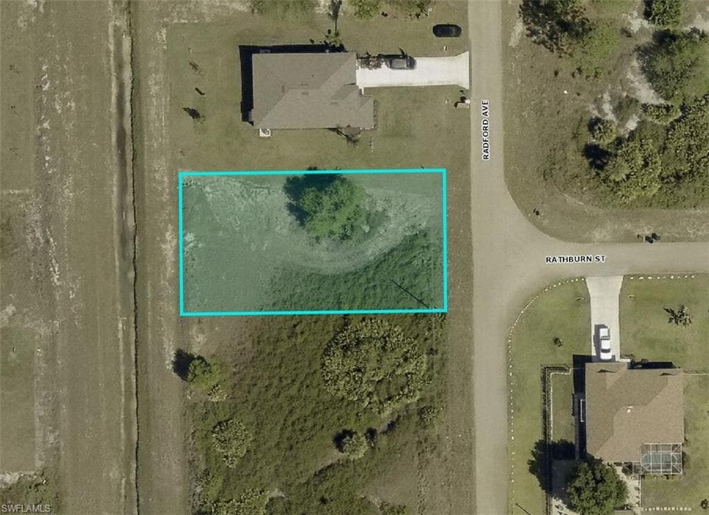 364 Radford AVE LEHIGH ACRES, FL 33974