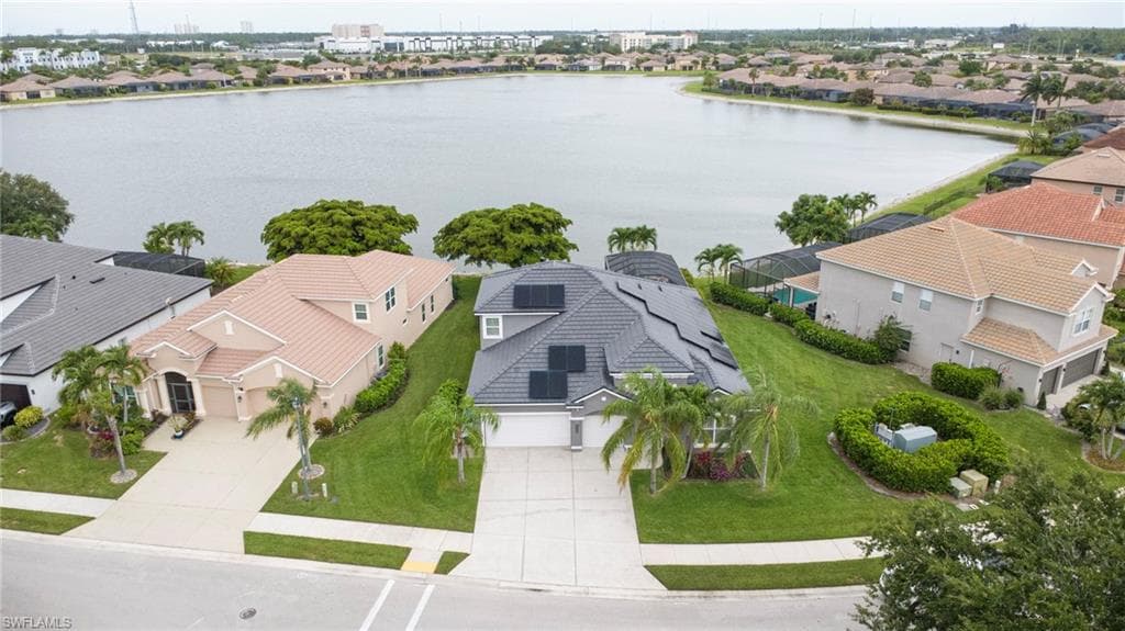 2831 Via Piazza LOOP FORT MYERS, FL 33905