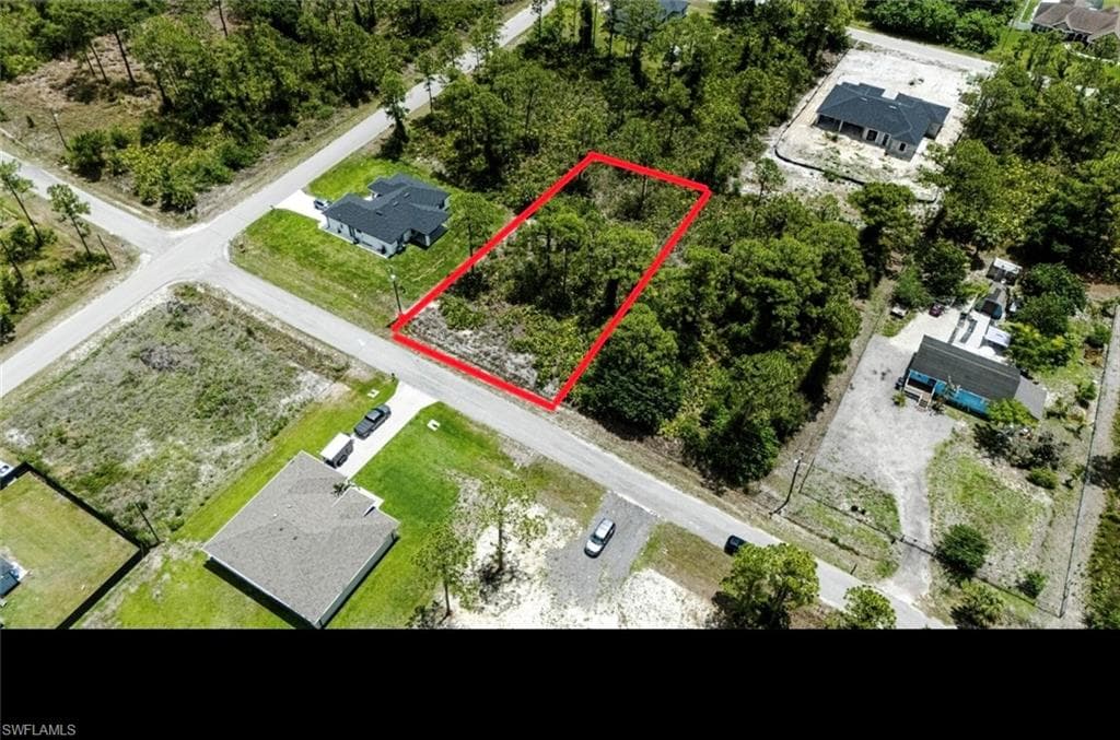 820 Acacia AVE LEHIGH ACRES, FL 33972