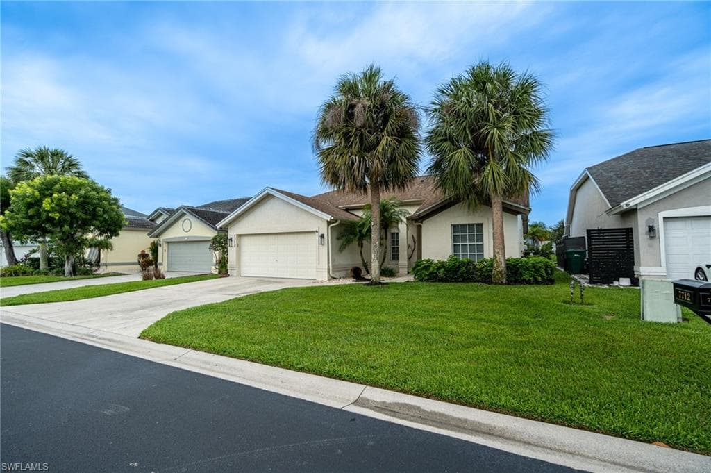 7712 Citrus Hill LN NAPLES, FL 34109