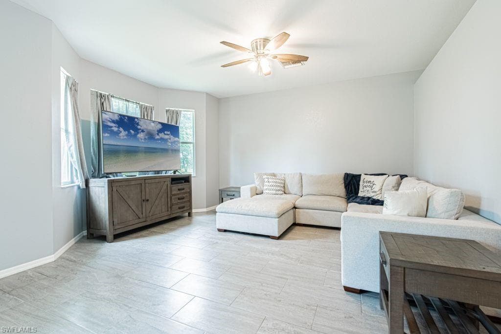 12822 Ivory Stone LOOP FORT MYERS, FL 33913