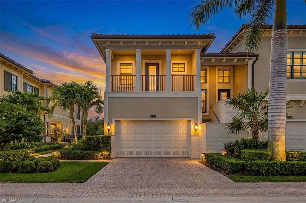 2488 Breakwater WAY 13101 NAPLES, FL 34112