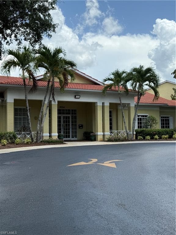 8275 Key Royal CIR 1132 NAPLES, FL 34119