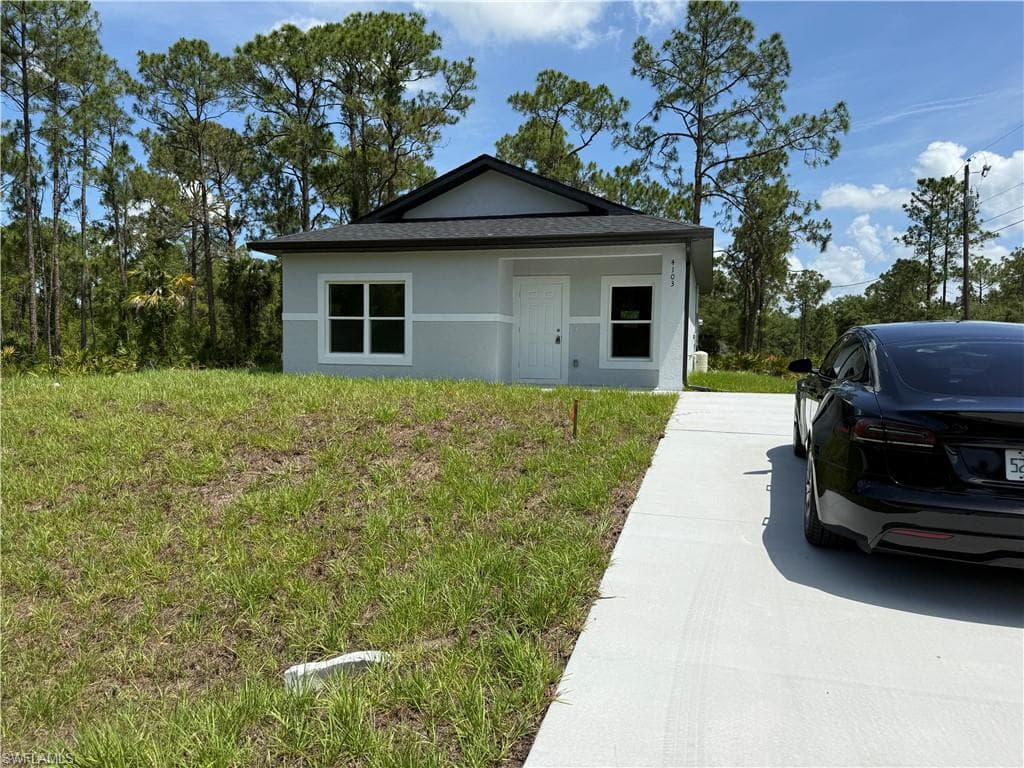 4103 E 13th ST LEHIGH ACRES, FL 33972