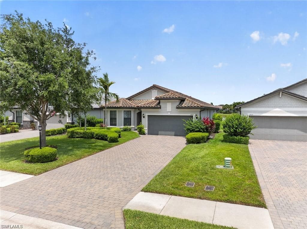 17021 Ashcomb WAY ESTERO, FL 33928